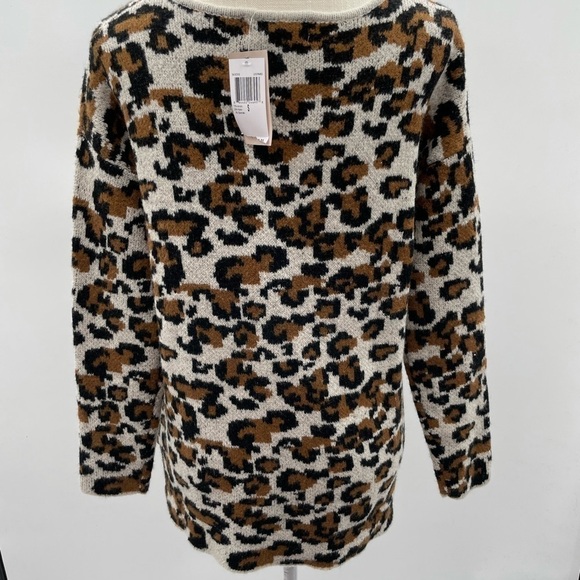NWT LEOPARD PRINT S Soft Comfy woman crew neck sweater soft capsule quiet luxury - Picture 2 of 5